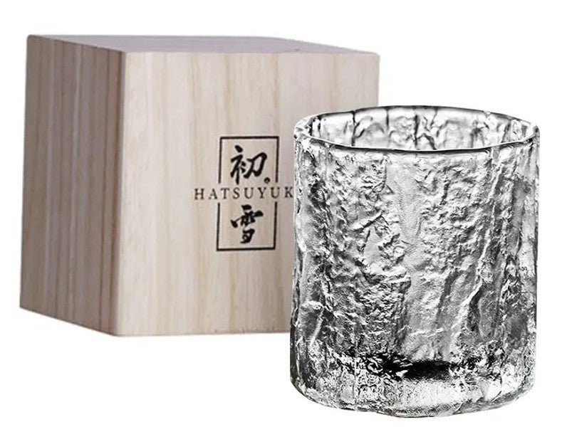 סט זוג כוסות ויסקי בעיצוב אומנותי פרימום עם מרקם סלעי מיוחד ארזת מתנה