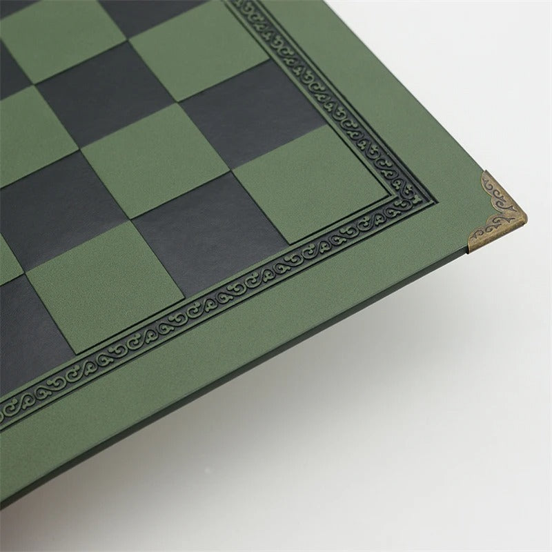 מתנה לחובבי משחק שחמט לוח שחמט יוקרתי מעור מובלט 33-33 ס"מ