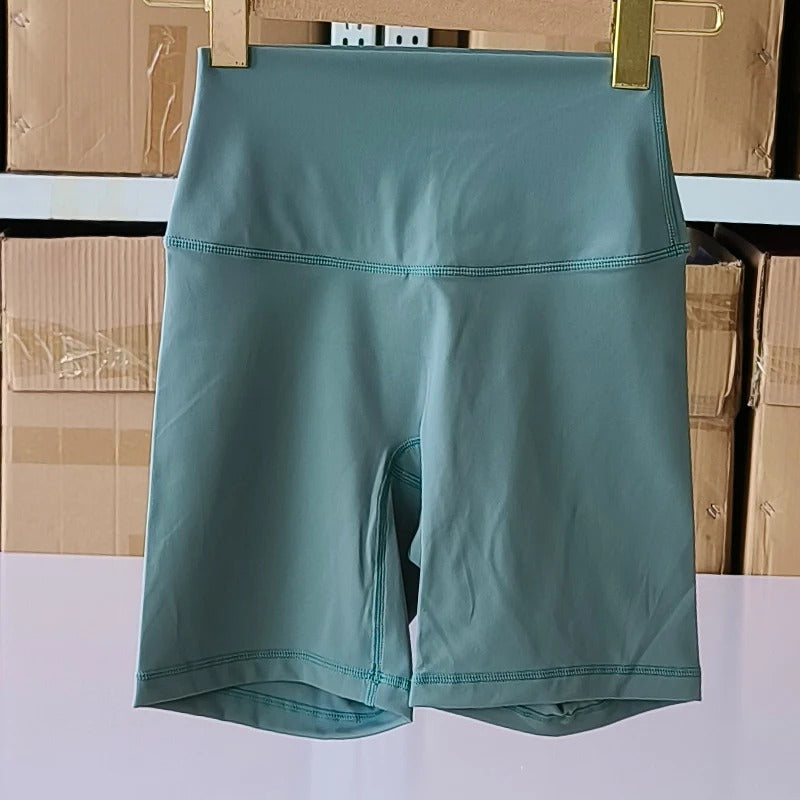 טייץ 🔥 שורטס ספורט לנשים 23 צבעים אורך קצר, מותן גבוהה, מתאים ליוגה, ריצה ואימון