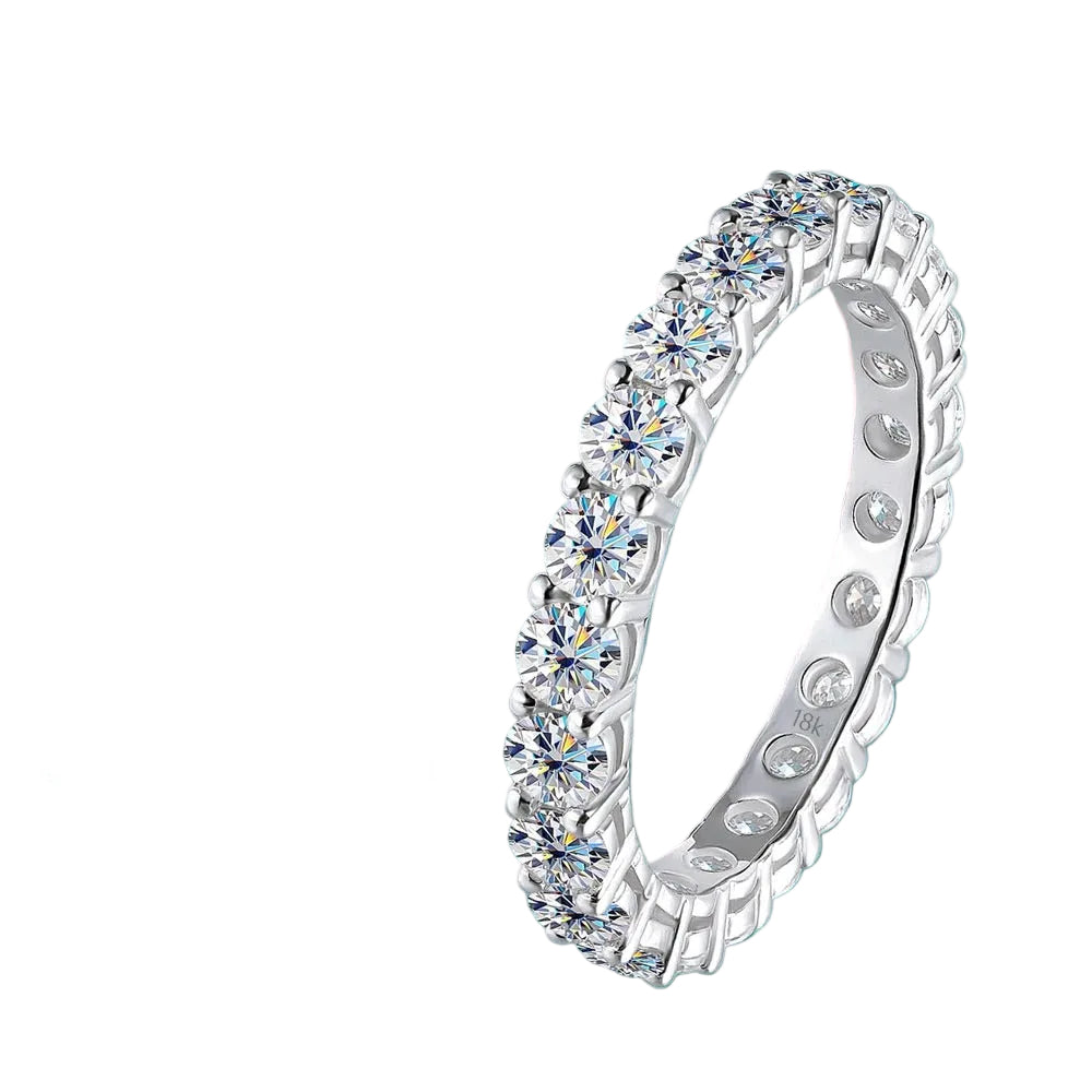 טבעת יהלום מוייסנייט  3 מ"מ אובלית כסף 925 מצופה זהב לבן 18 קארט