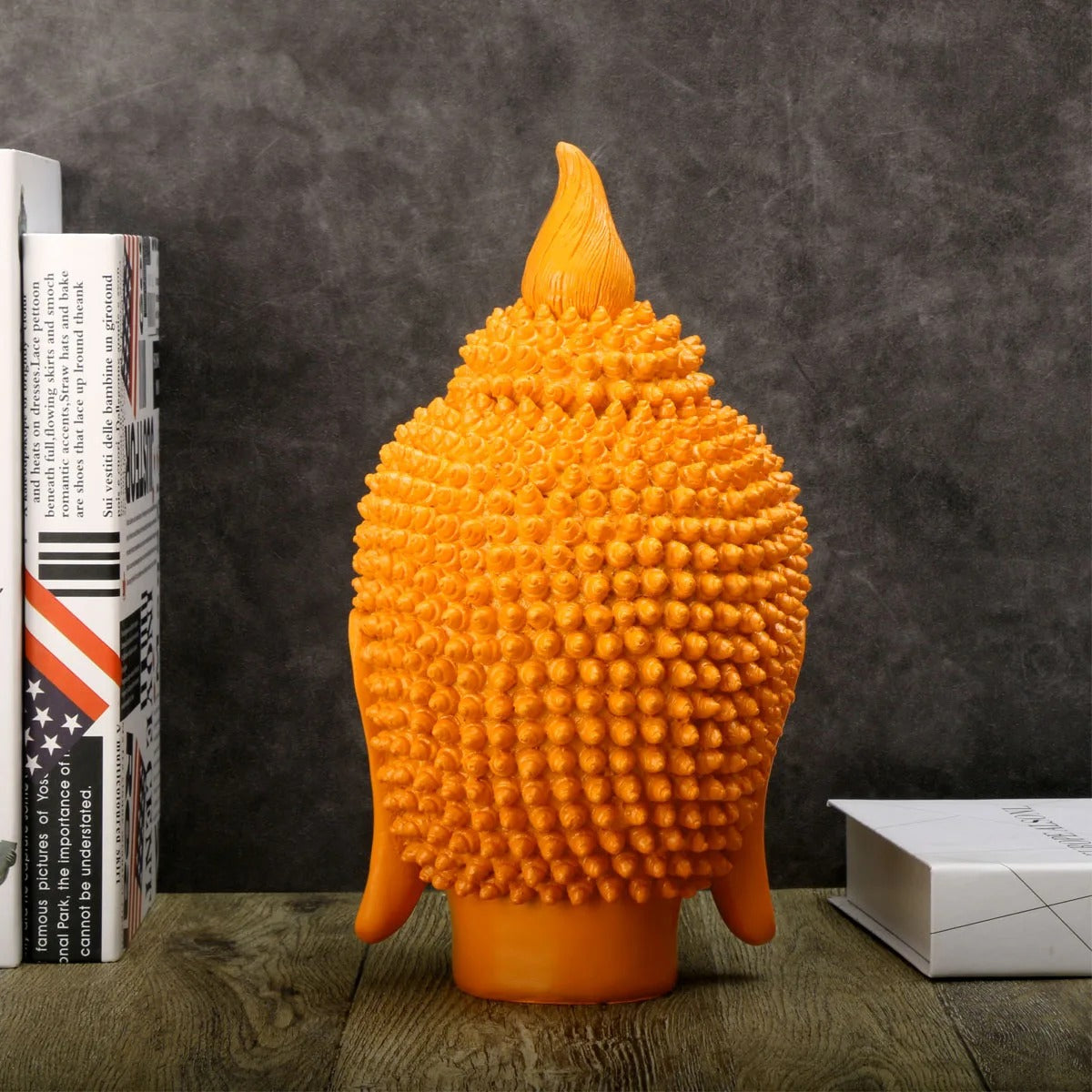 פסל ראש בודהה כתום