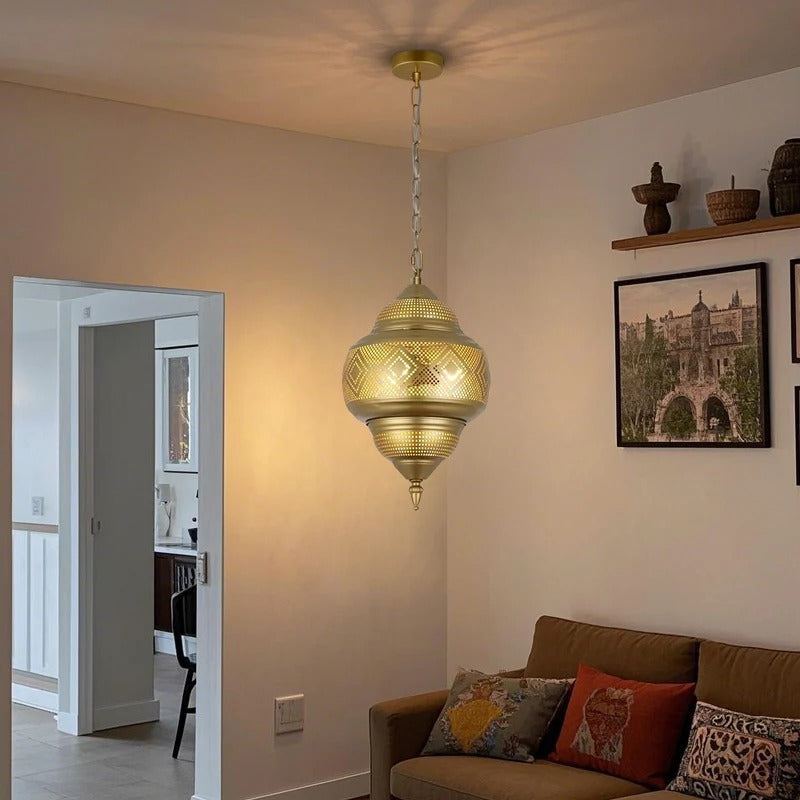 נברשת זהב בערבסקה עיצוב ערבי טורקי עבודת יד  להפוך את הבית לארמון מודרני