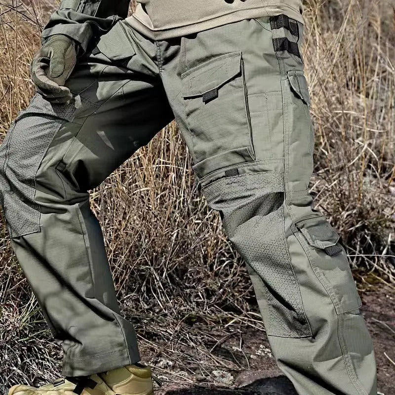 מכנסי עבודה וטיולים טקטיים לגבר