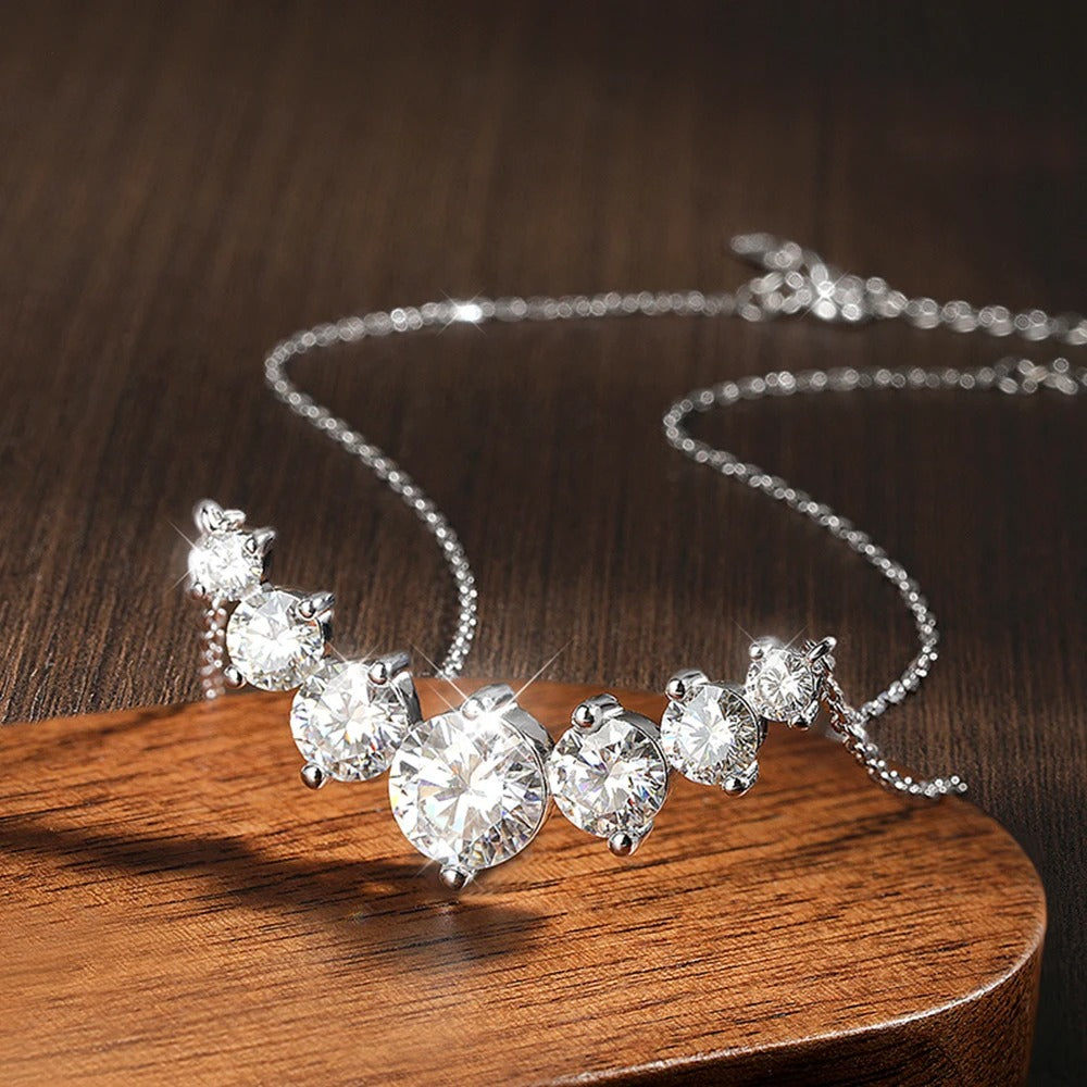 שרשרת תליון קרוס משובצת אבני זירקון - מויסניט איכותי יוקרה ונצנוץ מושלם