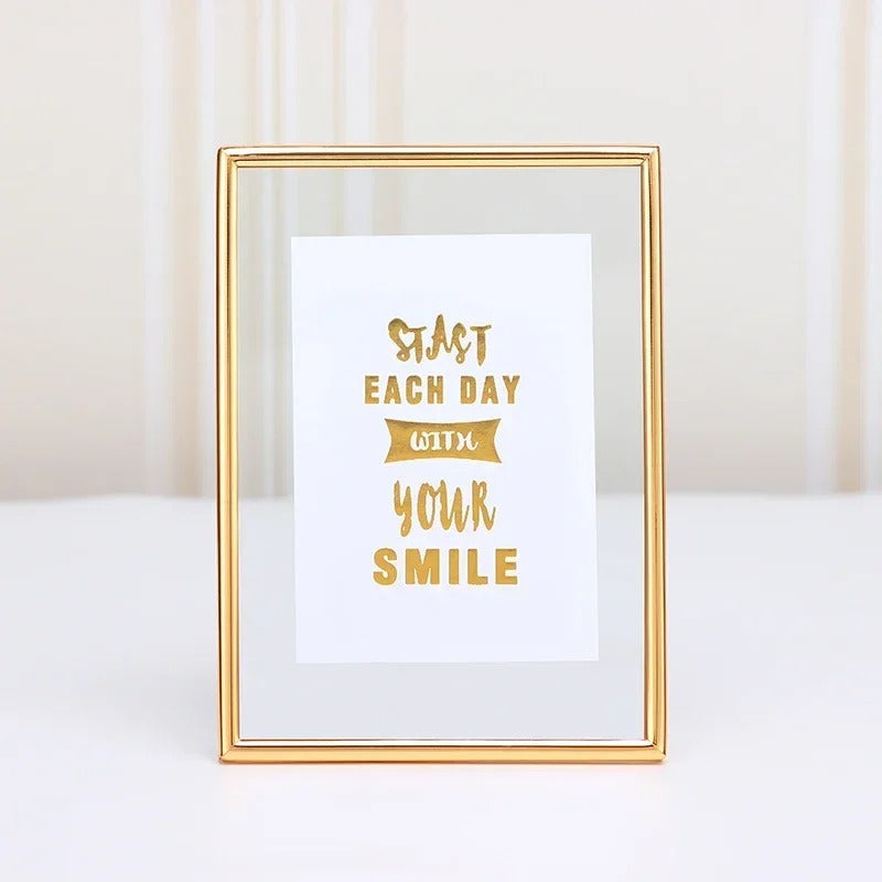 מסגרת תמונה יוקרתית מתכתית בסגנון נורדי לבית ולסלון דקור מודרני לתמונות משפחה וילדים