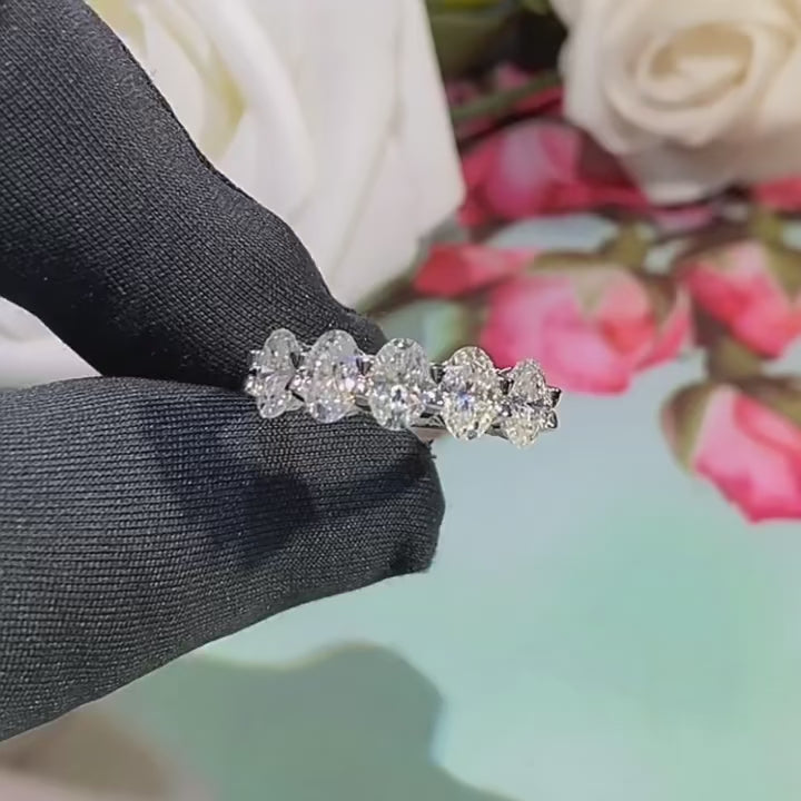 טבעת יוקרה לנשים אבן יוקרה סינתטית  מויסניט כסף סטרלינג 925 ציפוי זהב