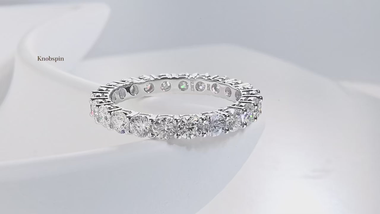 טבעת יהלום מוייסנייט  3 מ"מ אובלית כסף 925 מצופה זהב לבן 18 קארט