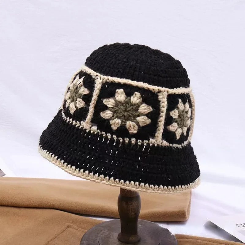 כובע אופנה לייף סטייל סרוג עיצוב פעמון בעבודת יד לנשים